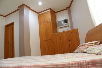 Dumaguete Springs Apartment 3*