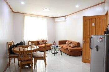 Dumaguete Springs Apartment 3*