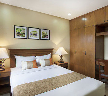 Sta. Barbara Residence Hotel 3*