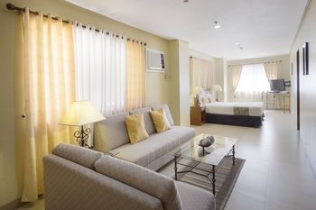 Sta. Barbara Residence Hotel 3*