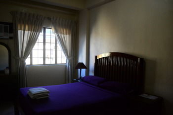 Kiwi Hotel 3*