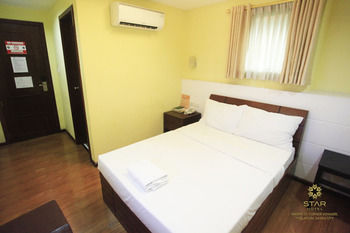 Star Hotel Davao 3*