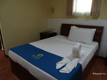 Star Hotel Davao 3*
