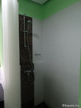 Star Hotel Davao 3*