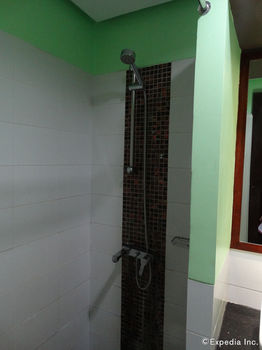 Star Hotel Davao 3*