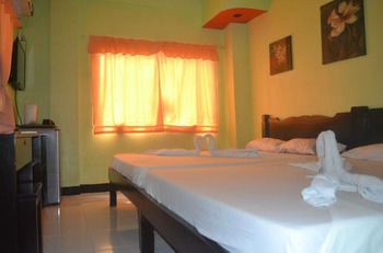 Ellen's Resort Annex 2*