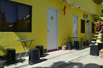 Ellen's Resort Annex 2*