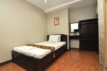 Harbour Gardens Tourist Inn 2*