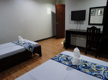 Harbour Gardens Tourist Inn 2*
