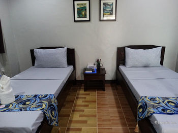 Harbour Gardens Tourist Inn 2*