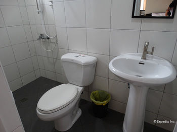 Harbour Gardens Tourist Inn 2*