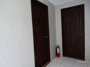 Harbour Gardens Tourist Inn 2*