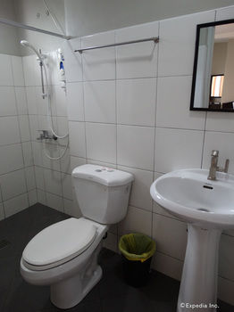 Harbour Gardens Tourist Inn 2*