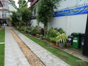 Harbour Gardens Tourist Inn 2*