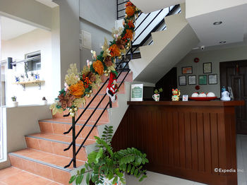 Harbour Gardens Tourist Inn 2*