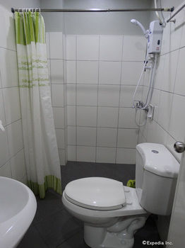 Harbour Gardens Tourist Inn 2*