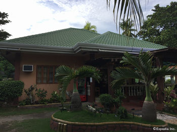 The Red Palm Resort 3*