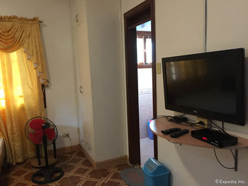 The Red Palm Resort 3*