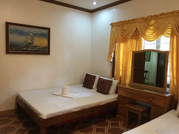 The Red Palm Resort 3*