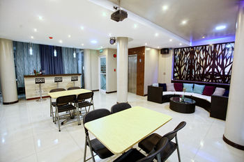 Starlight Bed and Breakfast 2*