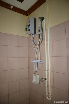 Spring Plaza Hotel 3*