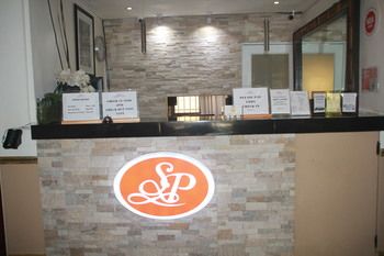 Spring Plaza Hotel 3*