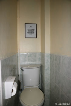 Spring Plaza Hotel 3*