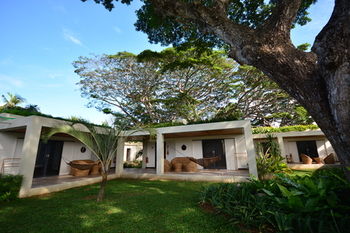 Munting Paraiso 3*