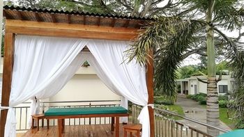 Munting Paraiso 3*