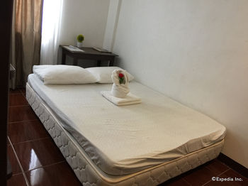 Ricardo Valley Inn 2*