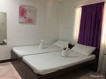 Ricardo Valley Inn 2*