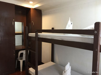 Ricardo Valley Inn 2*
