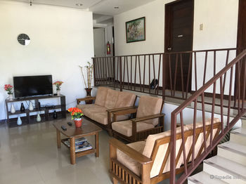 Ricardo Valley Inn 2*