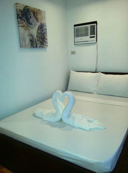 Ricardo Valley Inn 2*