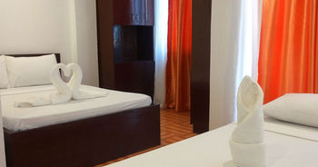 Ricardo Valley Inn 2*