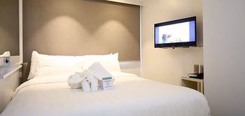 The Mini Suites - Eton Tower Makati 3*