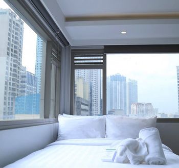 The Mini Suites - Eton Tower Makati 3*