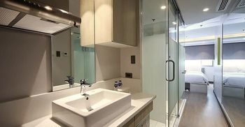 The Mini Suites - Eton Tower Makati 3*