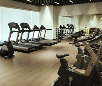 The Mini Suites - Eton Tower Makati 3*