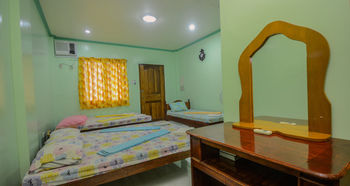 Dads Bayview Pension 4*