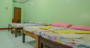 Dads Bayview Pension 4*