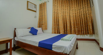 Dads Bayview Pension 4*