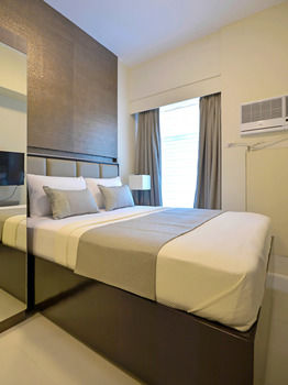 Currency Serviced Suites 3*