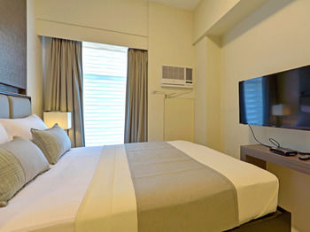 Currency Serviced Suites 3*