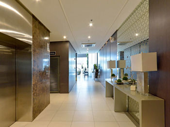 Currency Serviced Suites 3*
