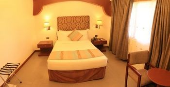 The Pepperland Hotel 3*