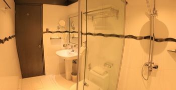 The Pepperland Hotel 3*