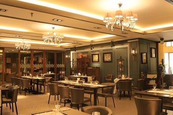 The Pepperland Hotel 3*