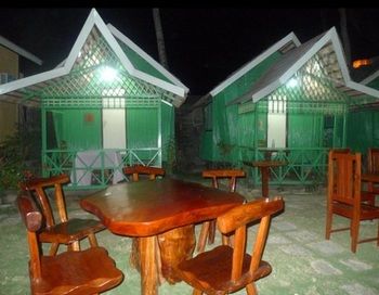 Pems Pension and Restaurant 3*
