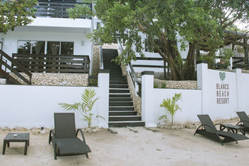 Blanco Beach Resort 3*